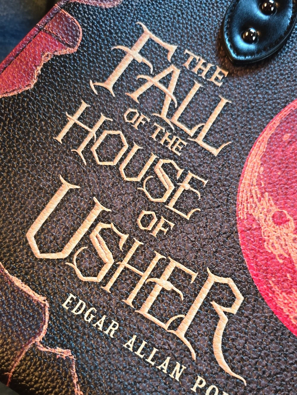 NWT The Fall of the House of Usher Tote & Wallet Set - Leather